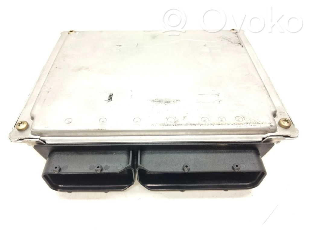 Engine control unit/module   8E0909518M,0261207778