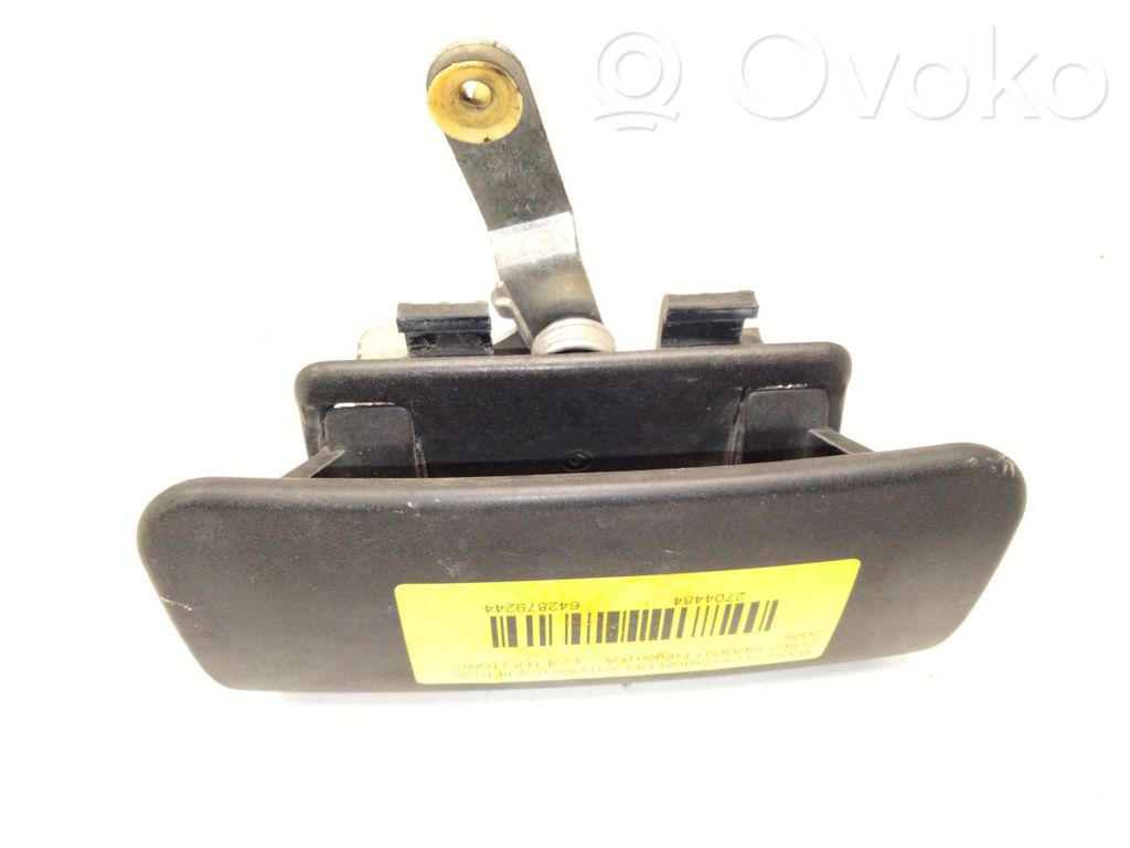 Manecilla externa puerta delantera   C15V22401