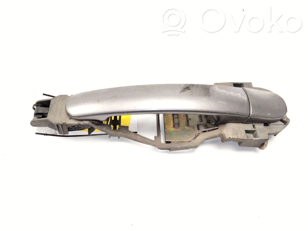 Manecilla externa puerta trasera   3B0837207