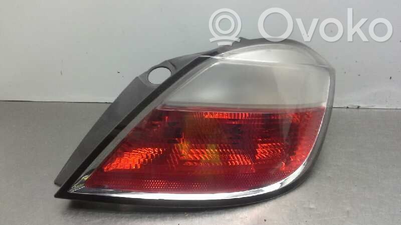 Opel Astra G Lampa tylna 