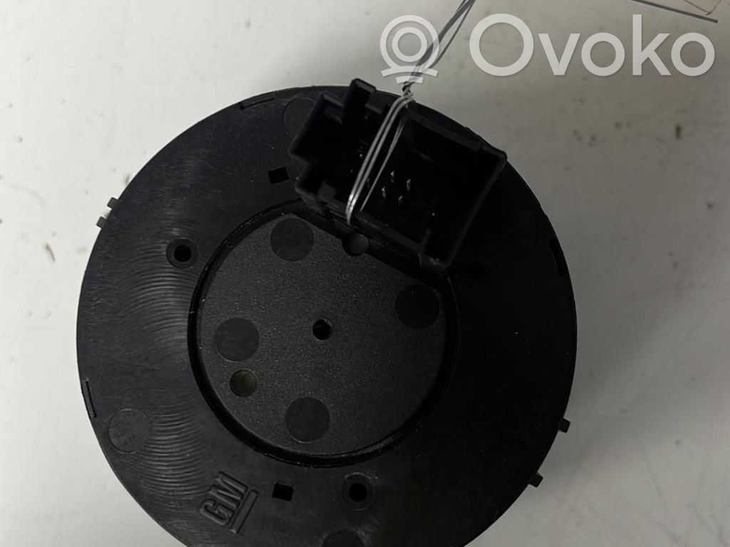 Opel Corsa D Light switch 