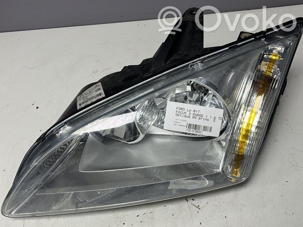 Ford Focus Headlight/headlamp 