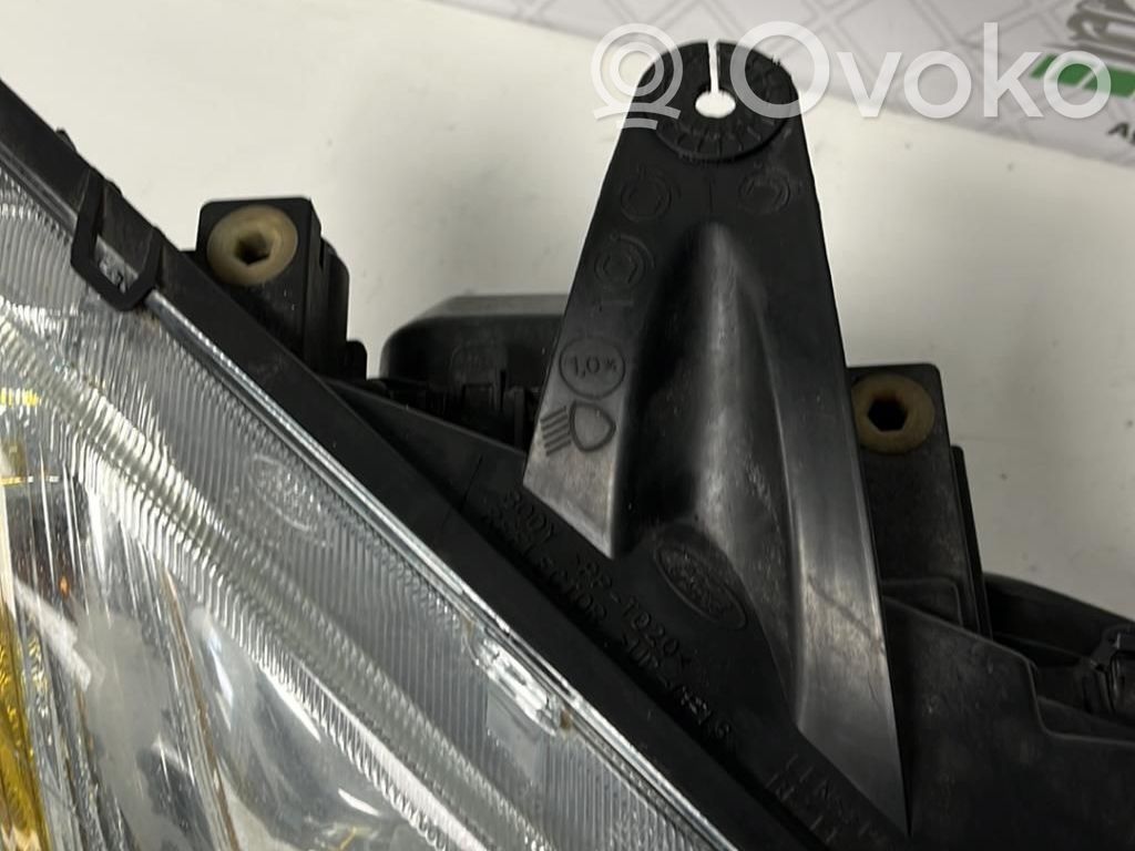 Ford Focus Headlight/headlamp 