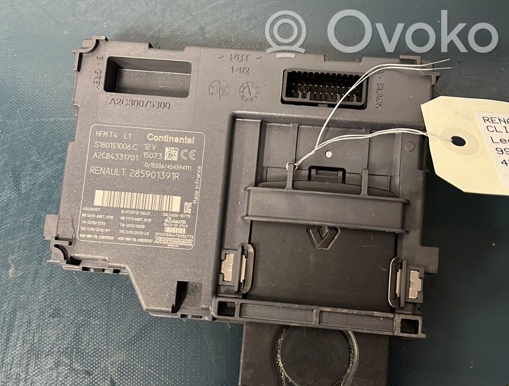 Renault Clio IV Ignition key card reader 