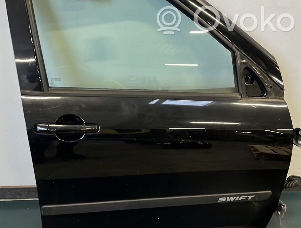 Suzuki SX4 Priekinės durys 