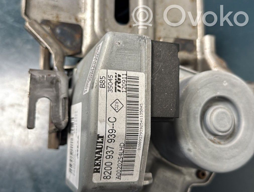 Renault Clio III Vairo rato ašies komplektas 