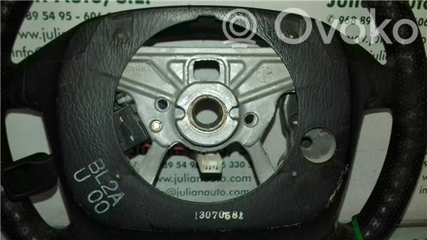 Ohjauspyörä   13070581,MULTIFUNCIONGOMA