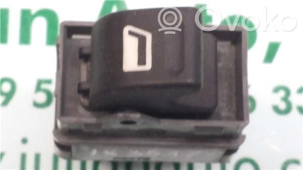 Peugeot 307 Electric window control switch 