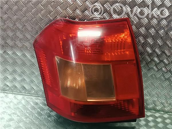 Lámpara de faros/luces traseros