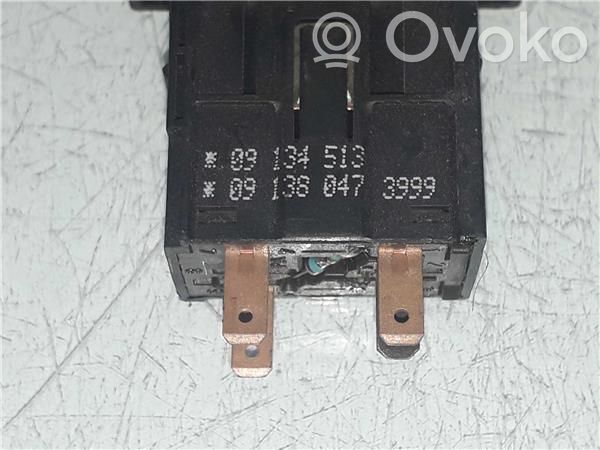 Opel Vectra B Botón interruptor de luz de peligro 