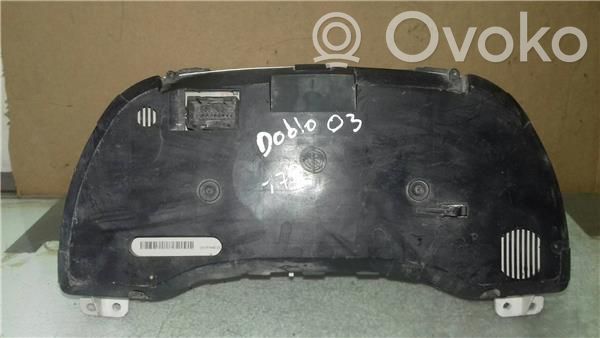 Fiat Punto (176) Licznik / Prędkościomierz 