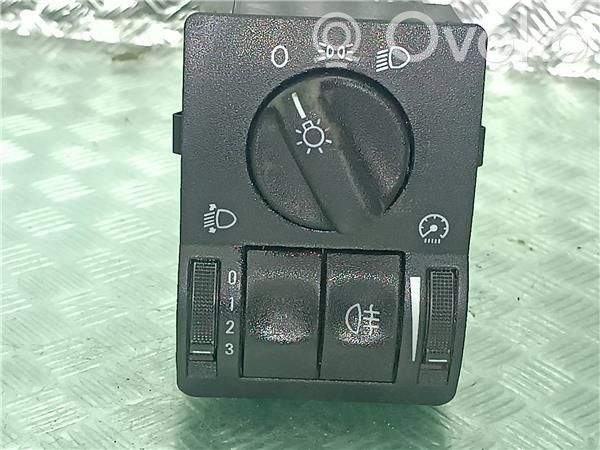 Light switch   9180774,9181045025022279