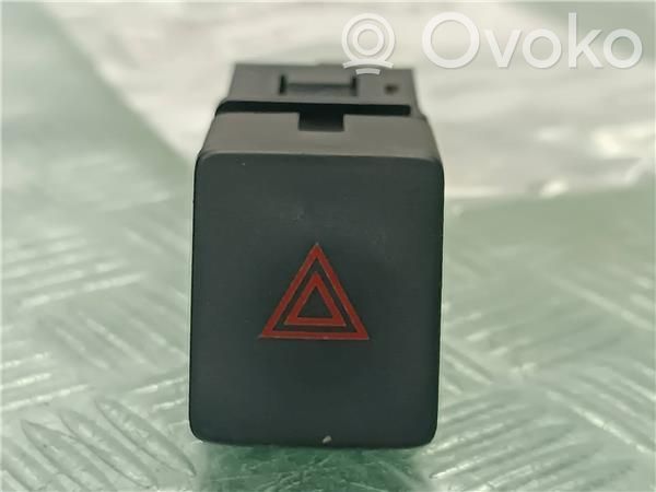 Hazard light switch   CONECTOR4PINES