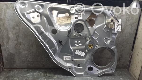 Volkswagen Polo IV 9N3 Rear door window regulator with motor 