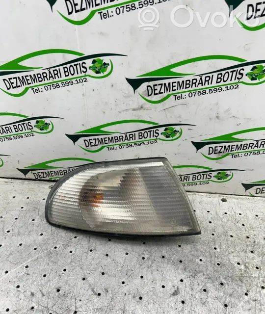 Audi A4 S4 B5 8D Blinker vorne Stoßstange 