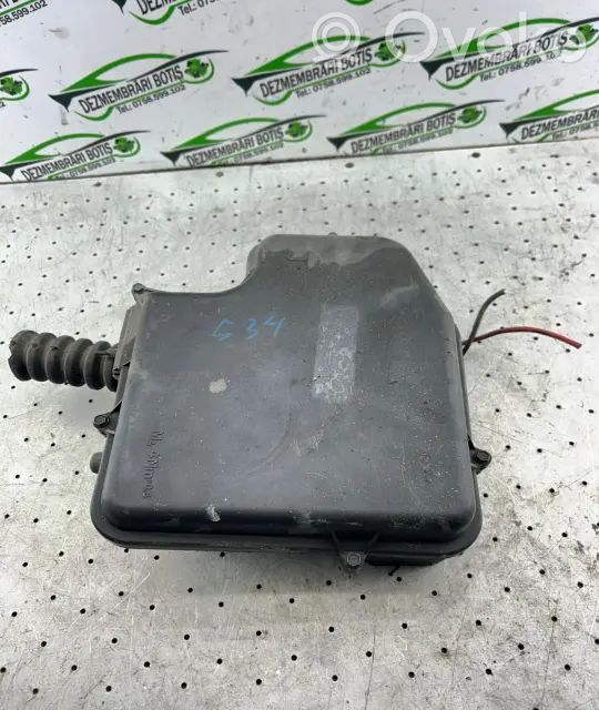 Engine compartment bulkhead   XYESFOYF