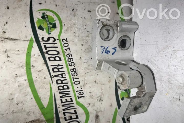 Audi Q7 4L Cerniera superiore della portiera anteriore 