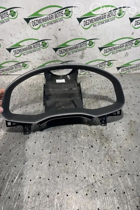 Moldura del panel (Usadas)   T06JCLHP
