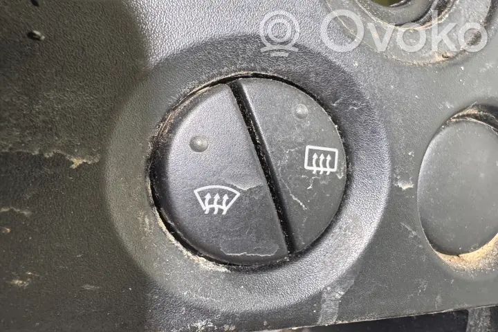 Sos button   NUI8HJLI