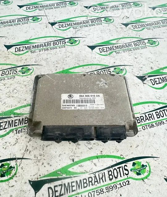 Skoda Octavia Mk1 (1U) Engine control unit/module ECU 