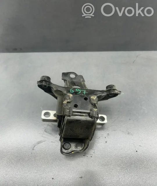 Engine mounting bracket   CMRRF9TI