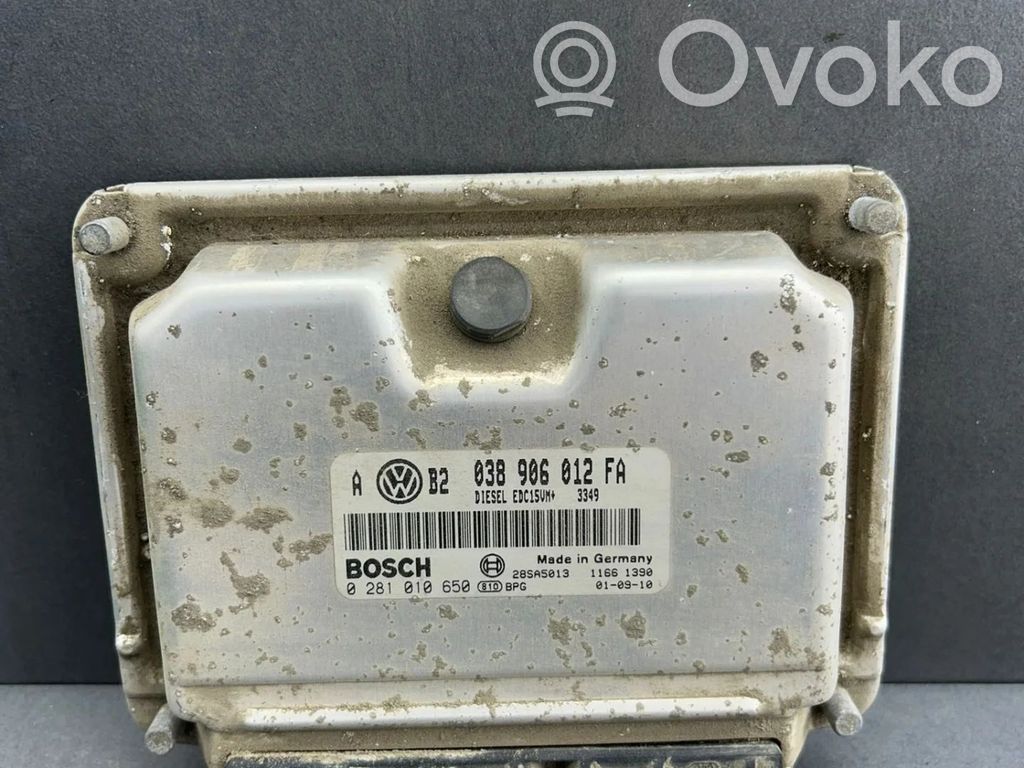 Komputer / Sterownik ECU silnika   038906012FA,J7RGZXMI