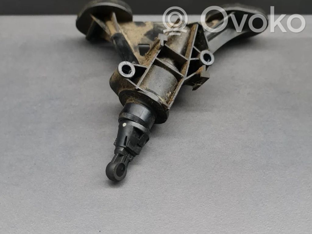 Clutch master cylinder   SMC8A3WC