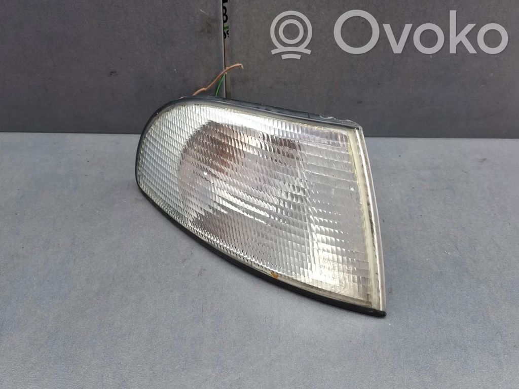 Audi A4 S4 B5 8D Blinker vorne Stoßstange 