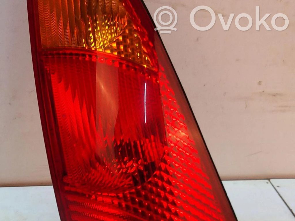 Ford Focus Aizmugurējais lukturis virsbūvē 