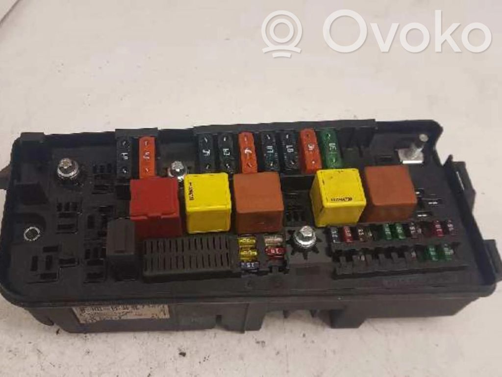 Módulo de fusible   13112917