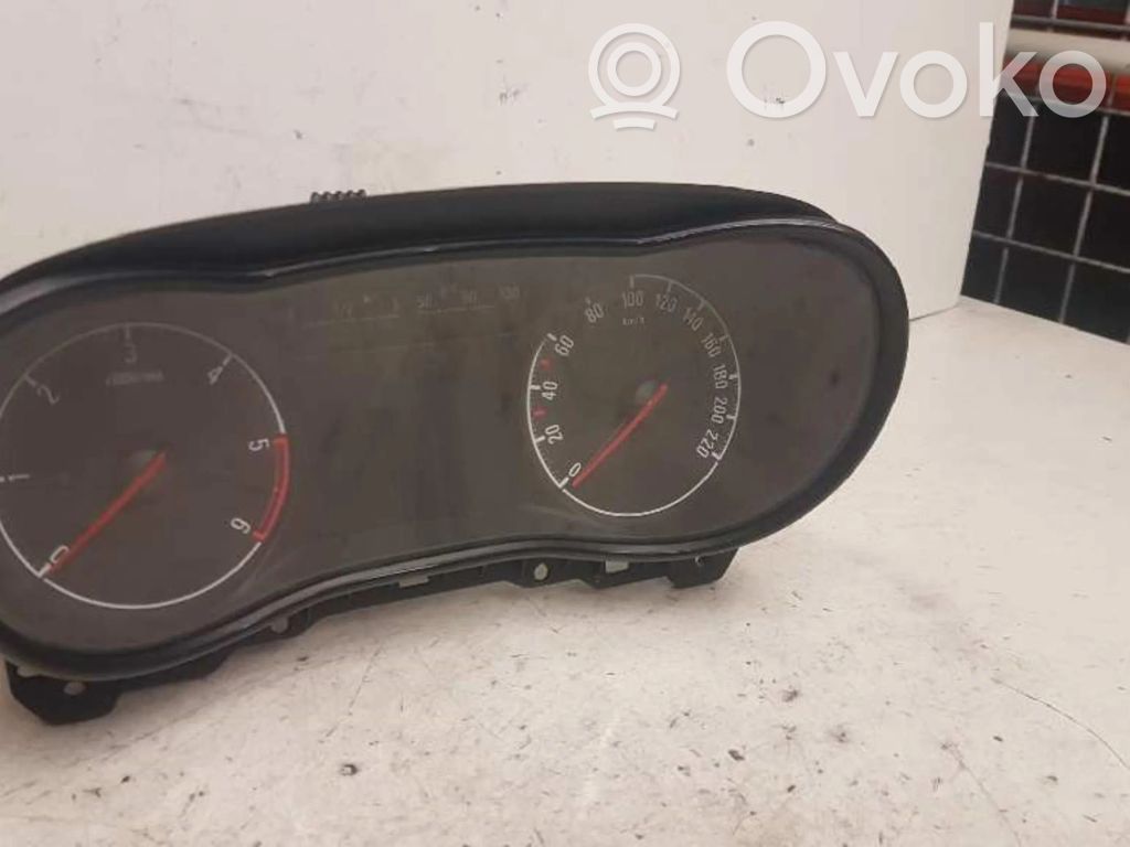 Speedometer (instrument cluster)   39085575