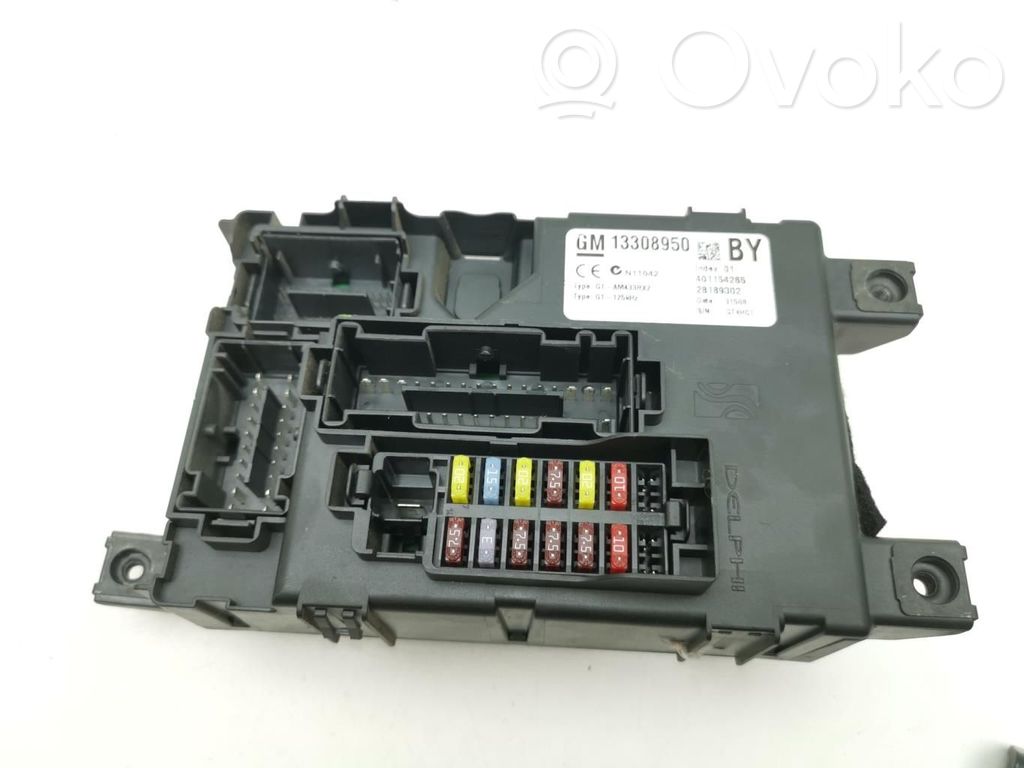Módulo de fusible   13308950
