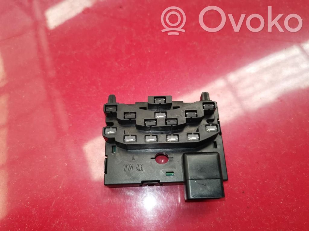 Sensor   1K0959654CN
