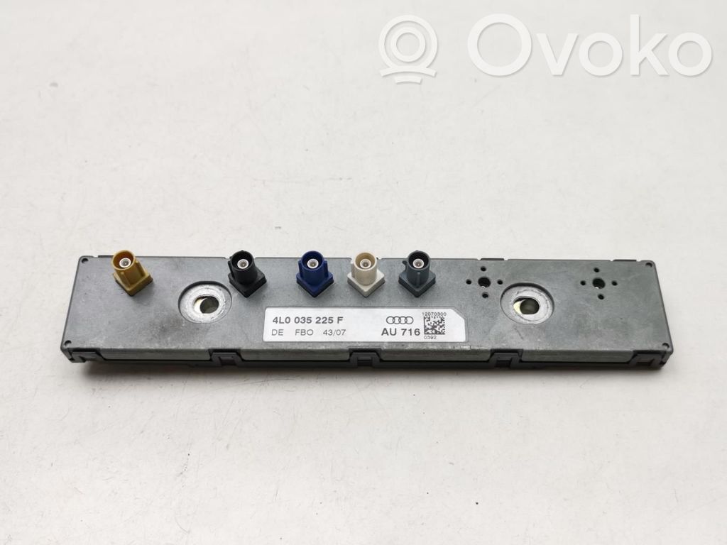 Engine control unit/module   4L0035225F