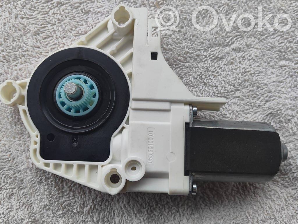 Audi A6 S6 C6 4F Motor del regulador de la ventanilla de la puerta delantera 