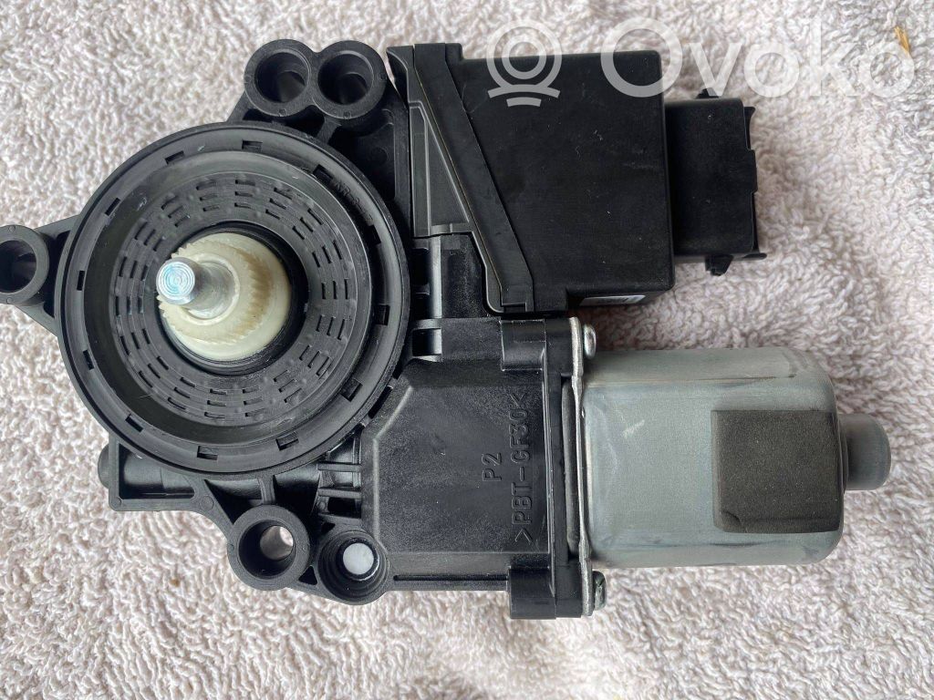 KIA Ceed Rear door window regulator motor 