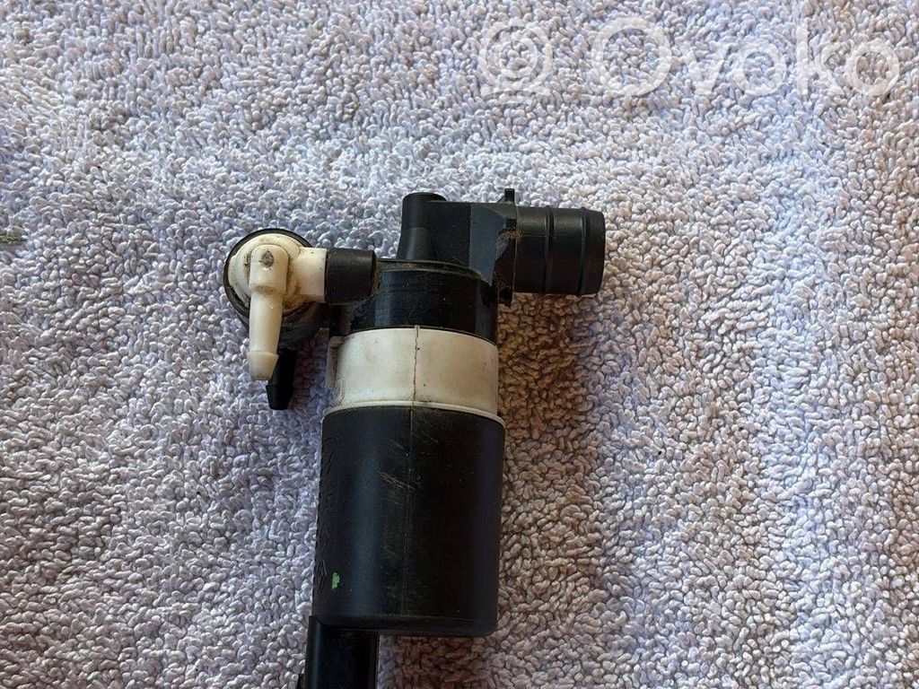 Citroen C4 Grand Picasso Windscreen/windshield washer pump 