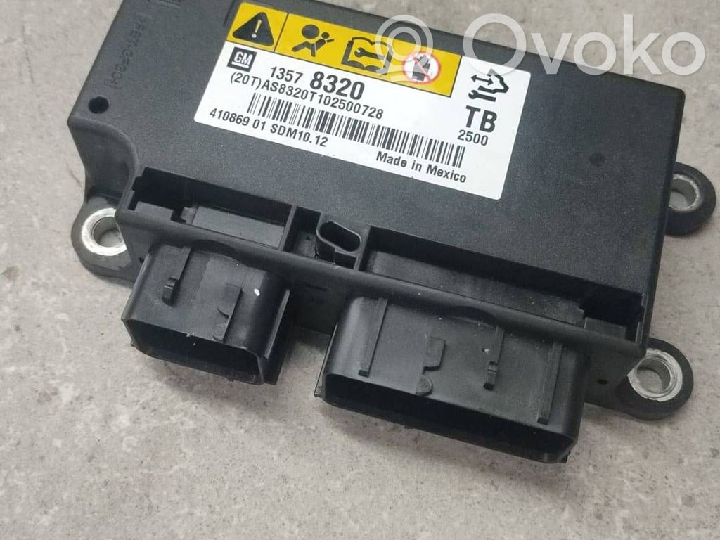 Opel Insignia A Airbag control unit/module 