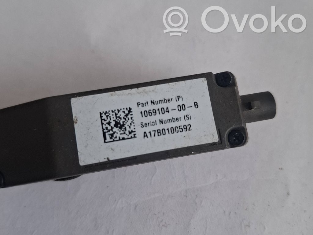 Šoninio sparno kamera   106910400B,A17B0100592