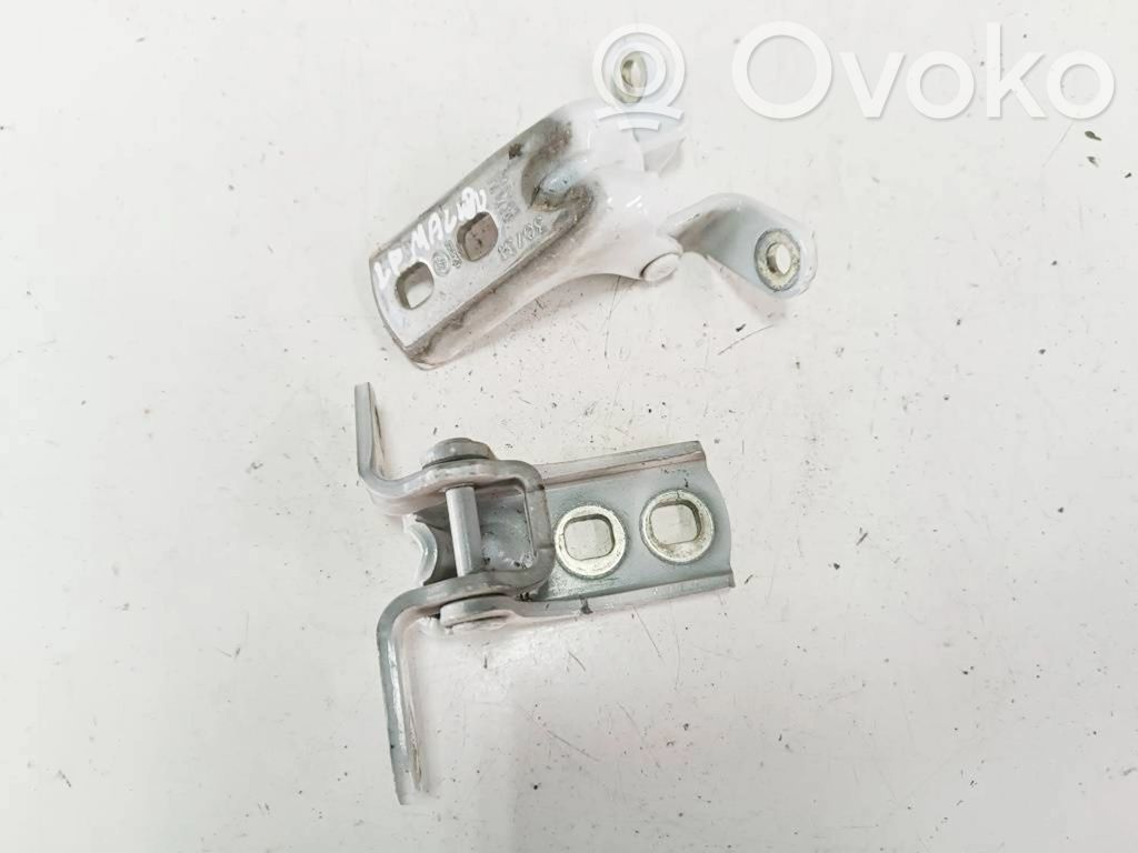 Chevrolet Malibu Zawias dolny drzwi przednich 