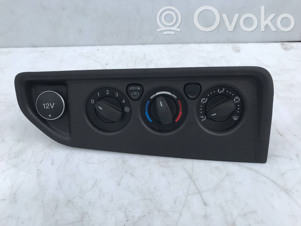 Climate control unit   GK2T18549AE,E1119957E