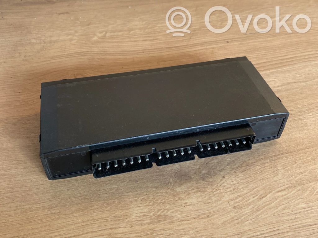 BMW 7 E32 Sytytystulpan johdot 