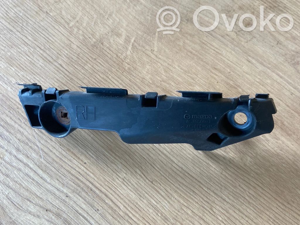 Mazda 6 Fender mounting bracket 