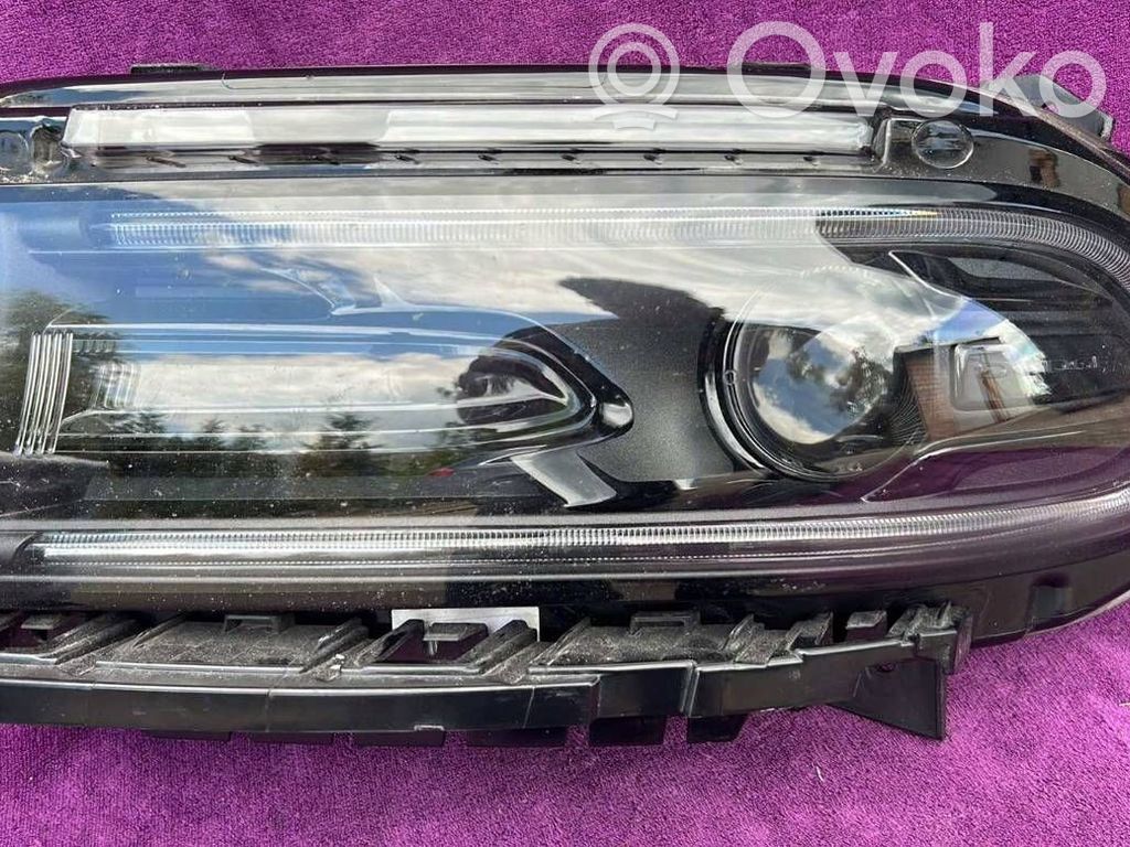 Scheinwerfer   68410313AD