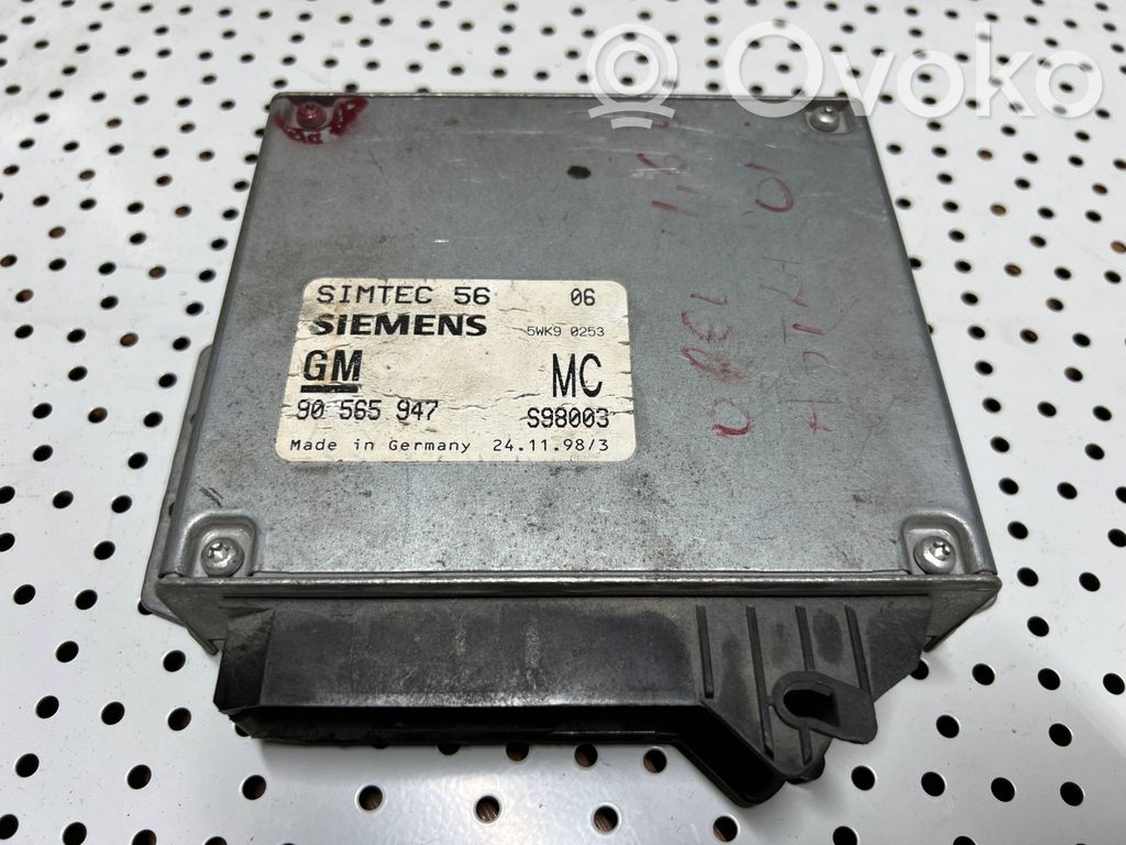 Opel Omega B2 Engine control unit/module 