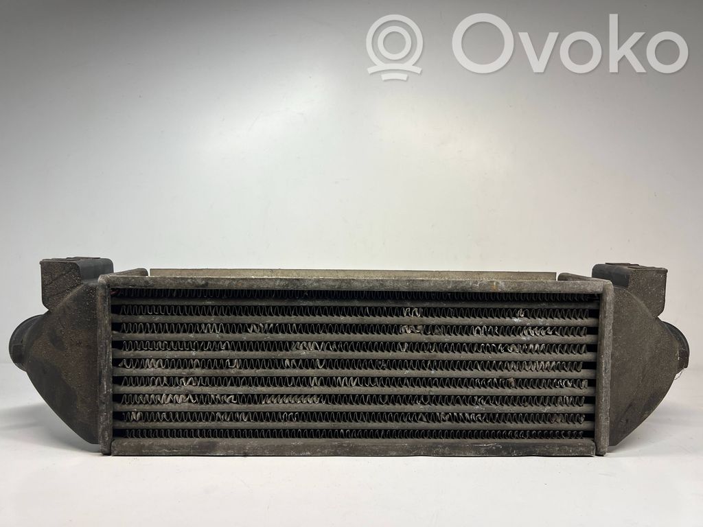 Interkūlerio radiatorius   YC159L440BF