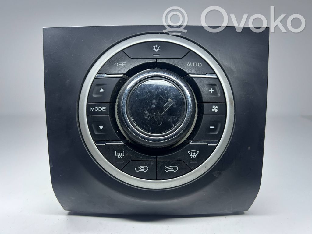 Isuzu D-Max Unitate control climatizare 