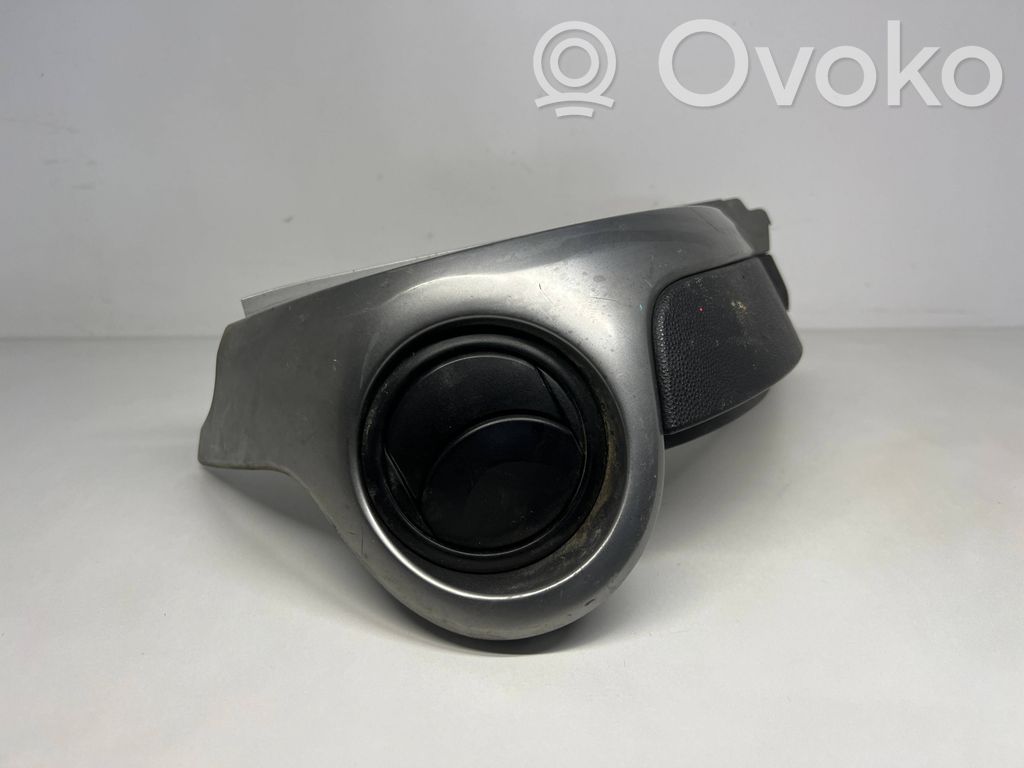 Mazda 2 Šoninės oro grotelės 