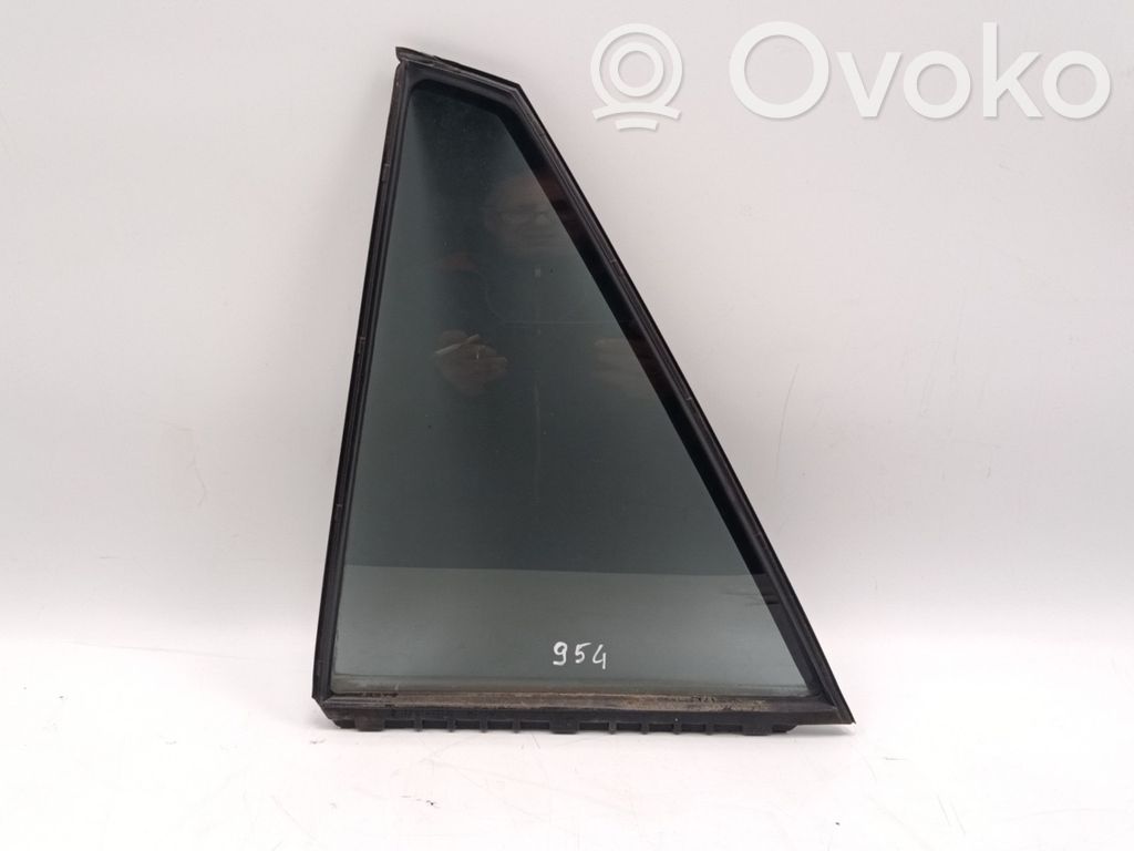 Lexus RX 330 - 350 - 400H Vetro del deflettore posteriore 