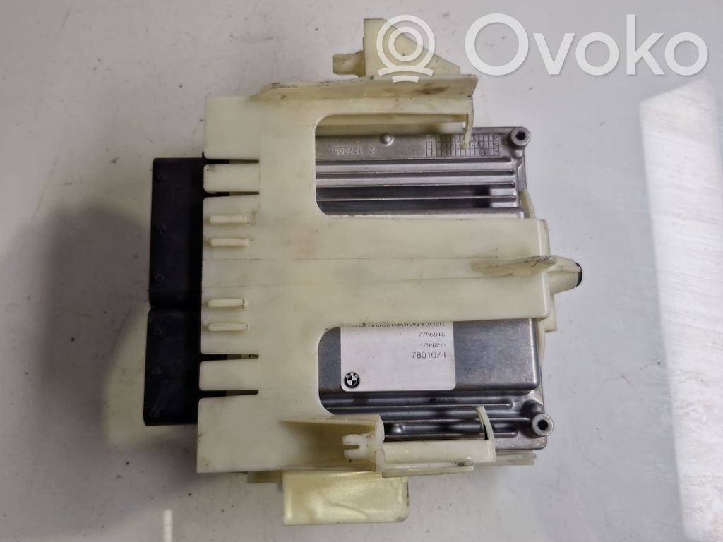 Unidad de control/módulo del motor   7796918